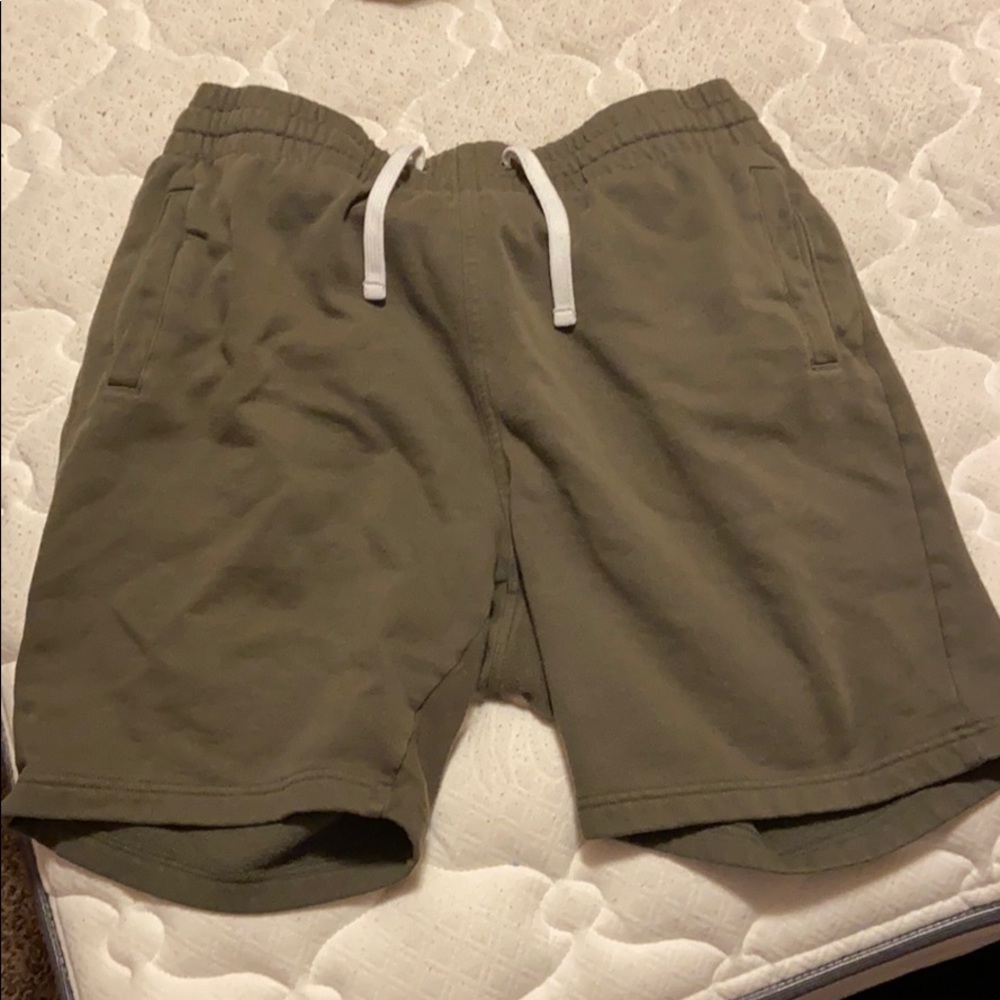 H&M sweatpants material shorts